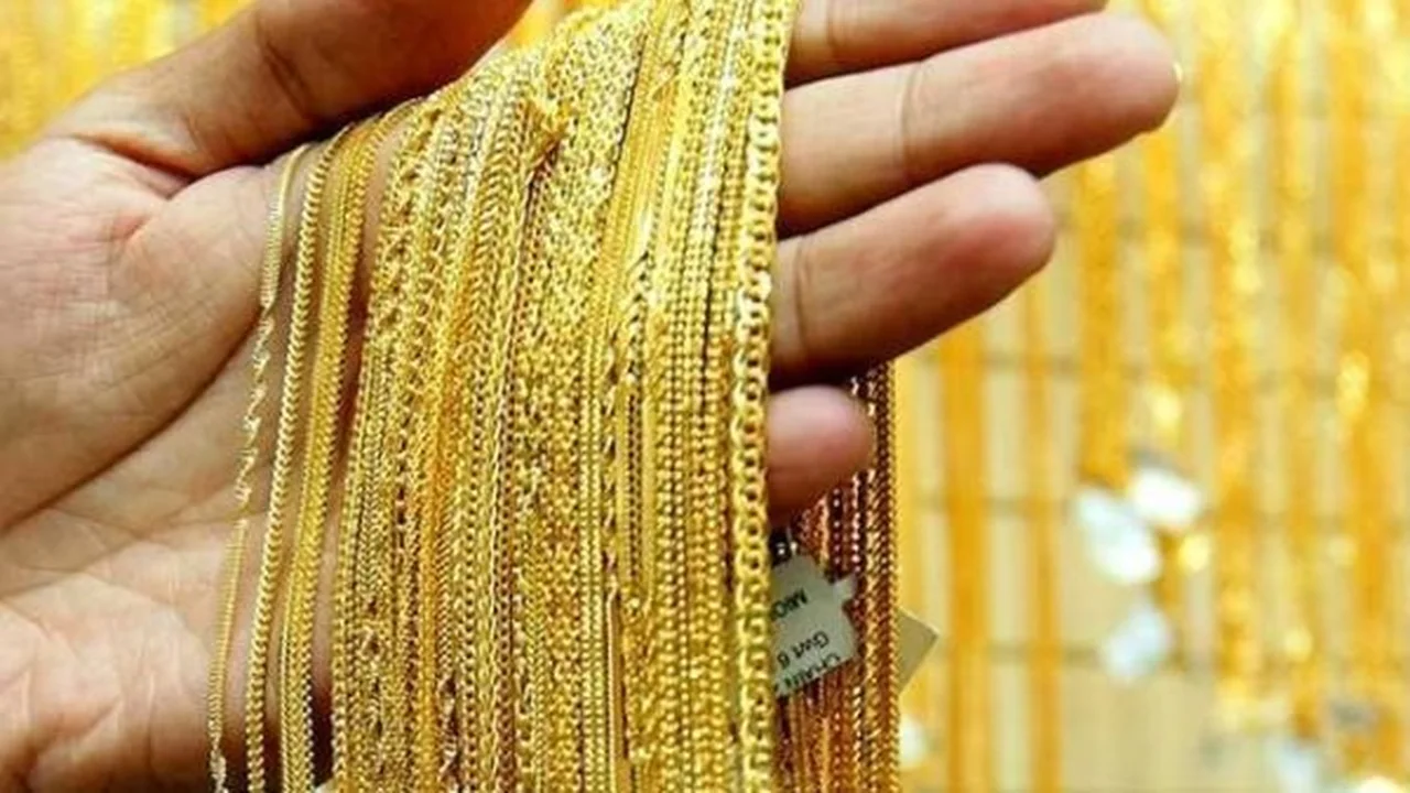 سعر الذهب يشهد انخفاضًا جديدًا اليوم في الأسواق العالمية